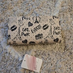 NWT Blush Kiss wristlet
